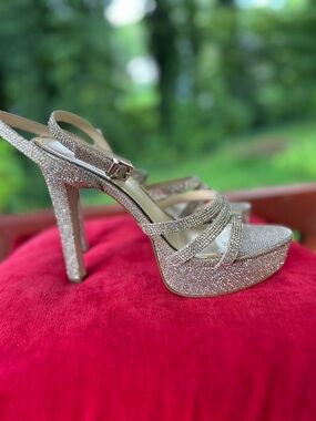 Jessica Simpson Sparkling Gold Platform Stiletto Sandals